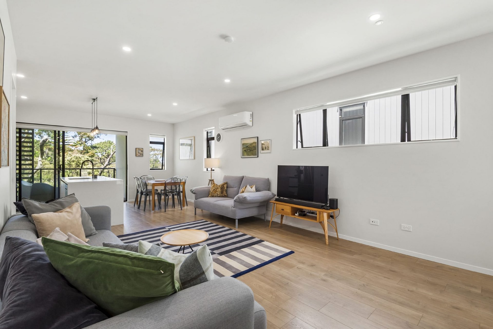Birkenhead, 4 bedrooms — photo 12