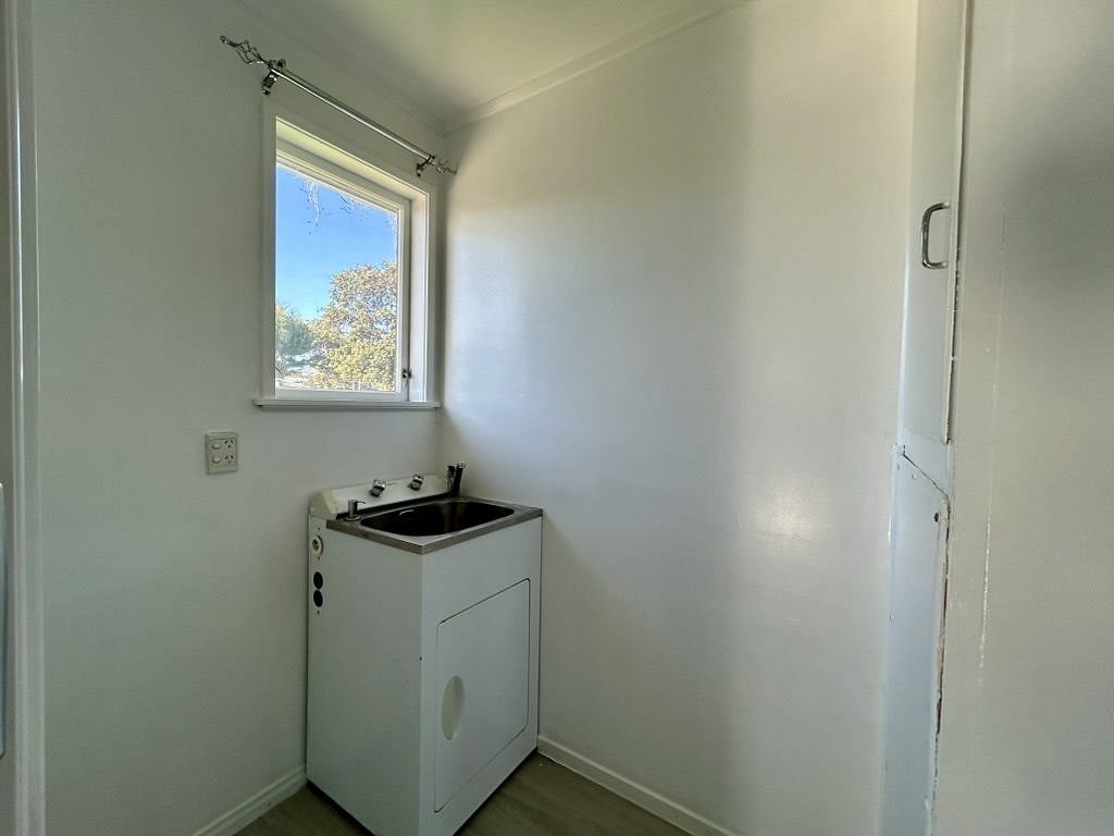 Manurewa, 3 bedrooms — photo 9