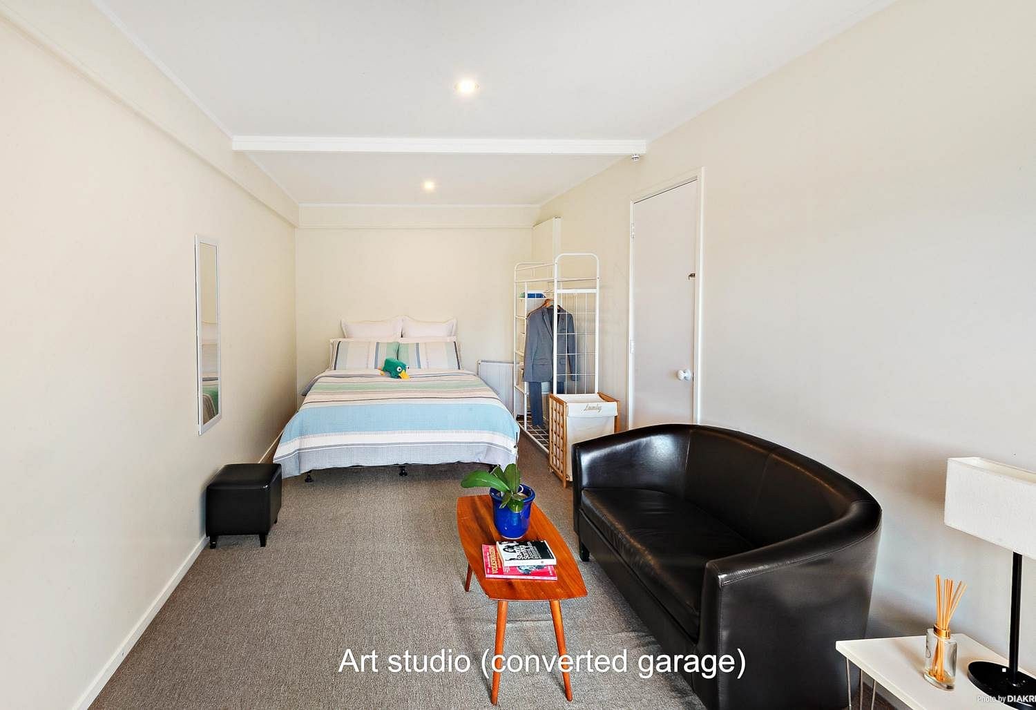 Hillcrest, 2 bedrooms