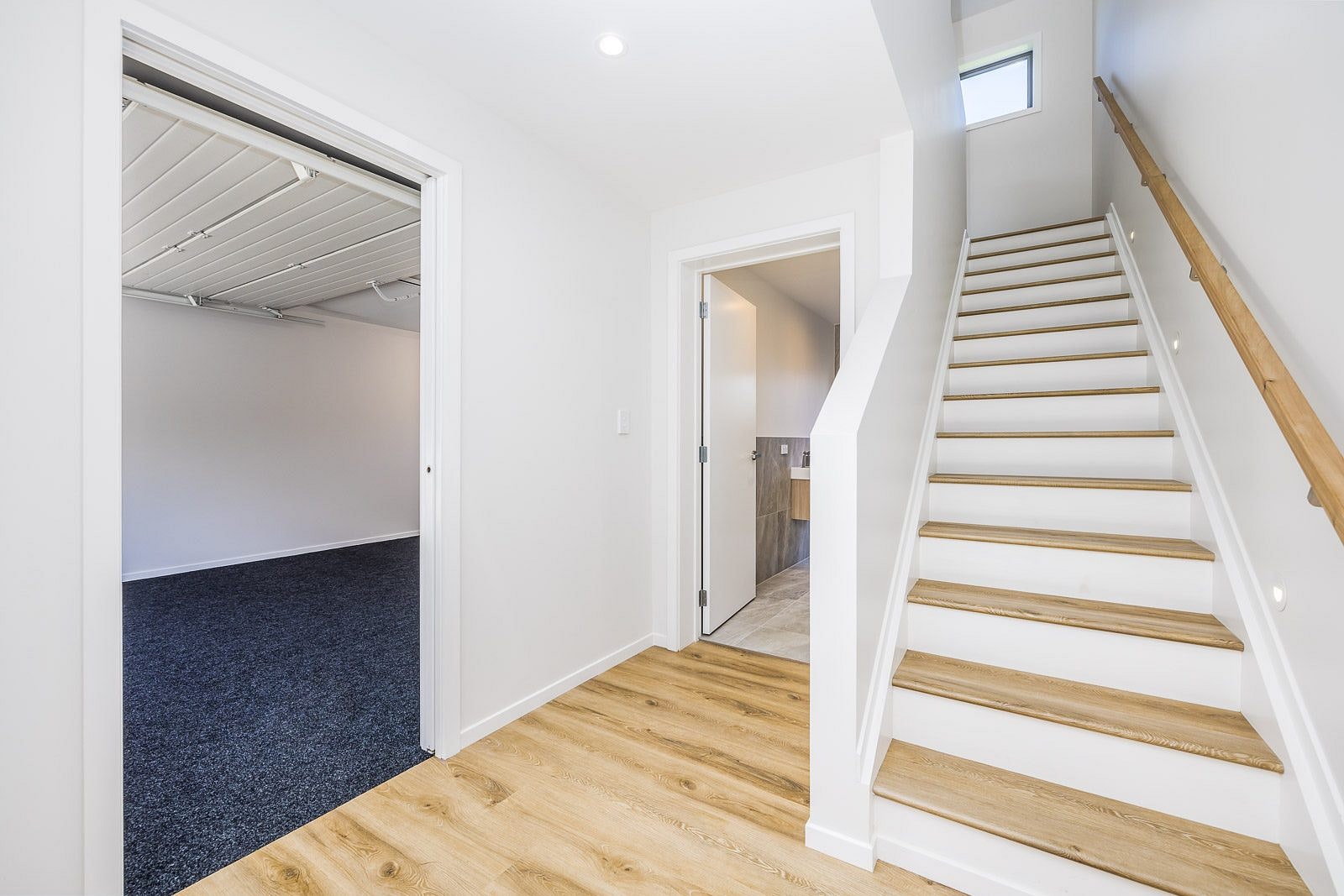 Totara Vale, 3 bedrooms — photo 17