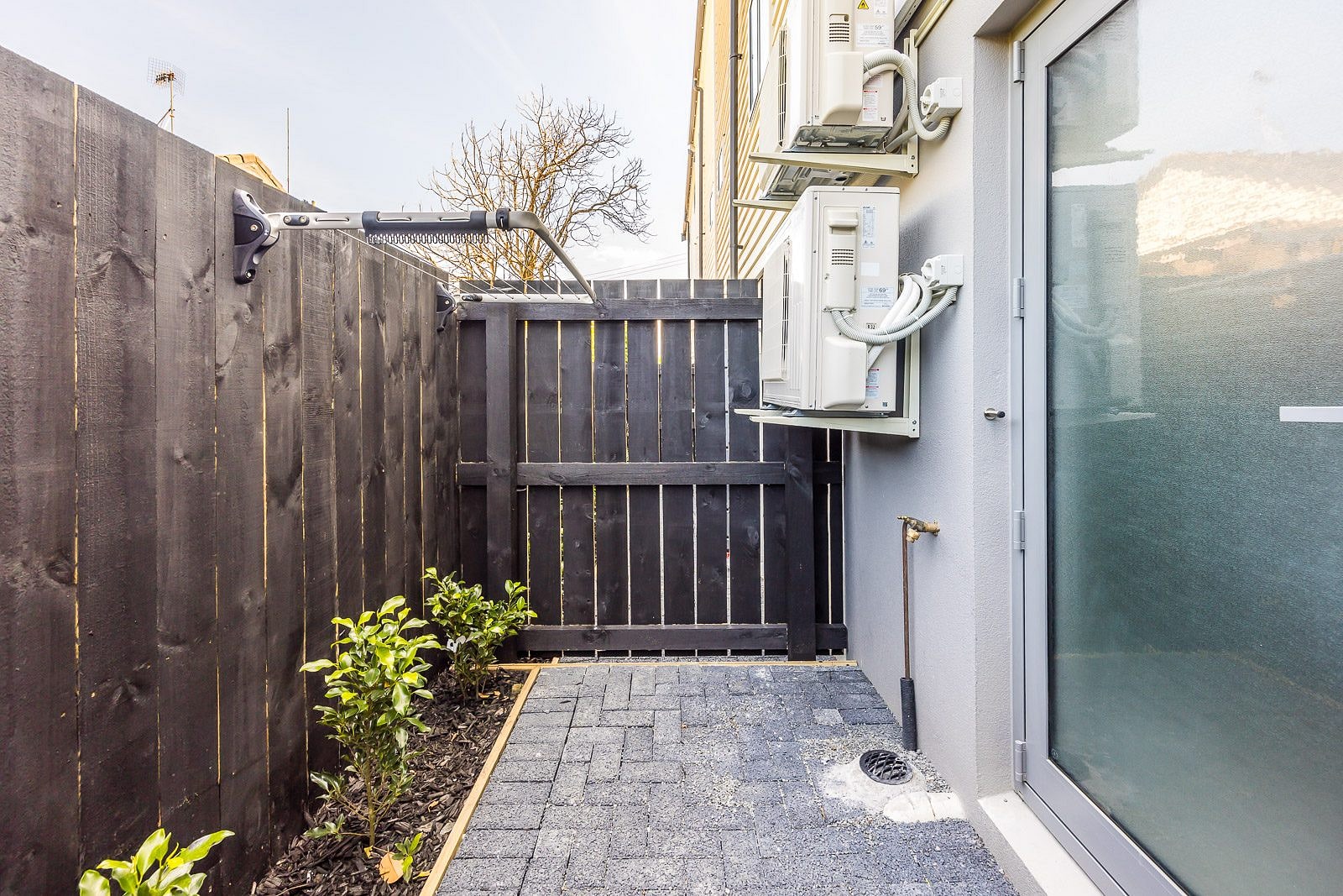 Totara Vale, 3 bedrooms — photo 18