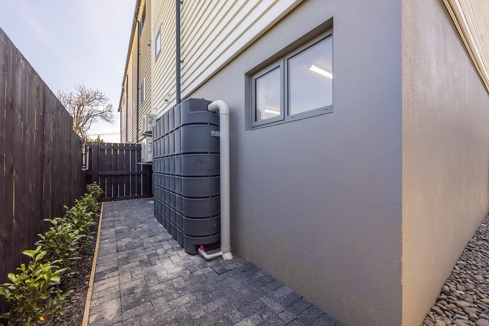 Totara Vale, 3 bedrooms — photo 19