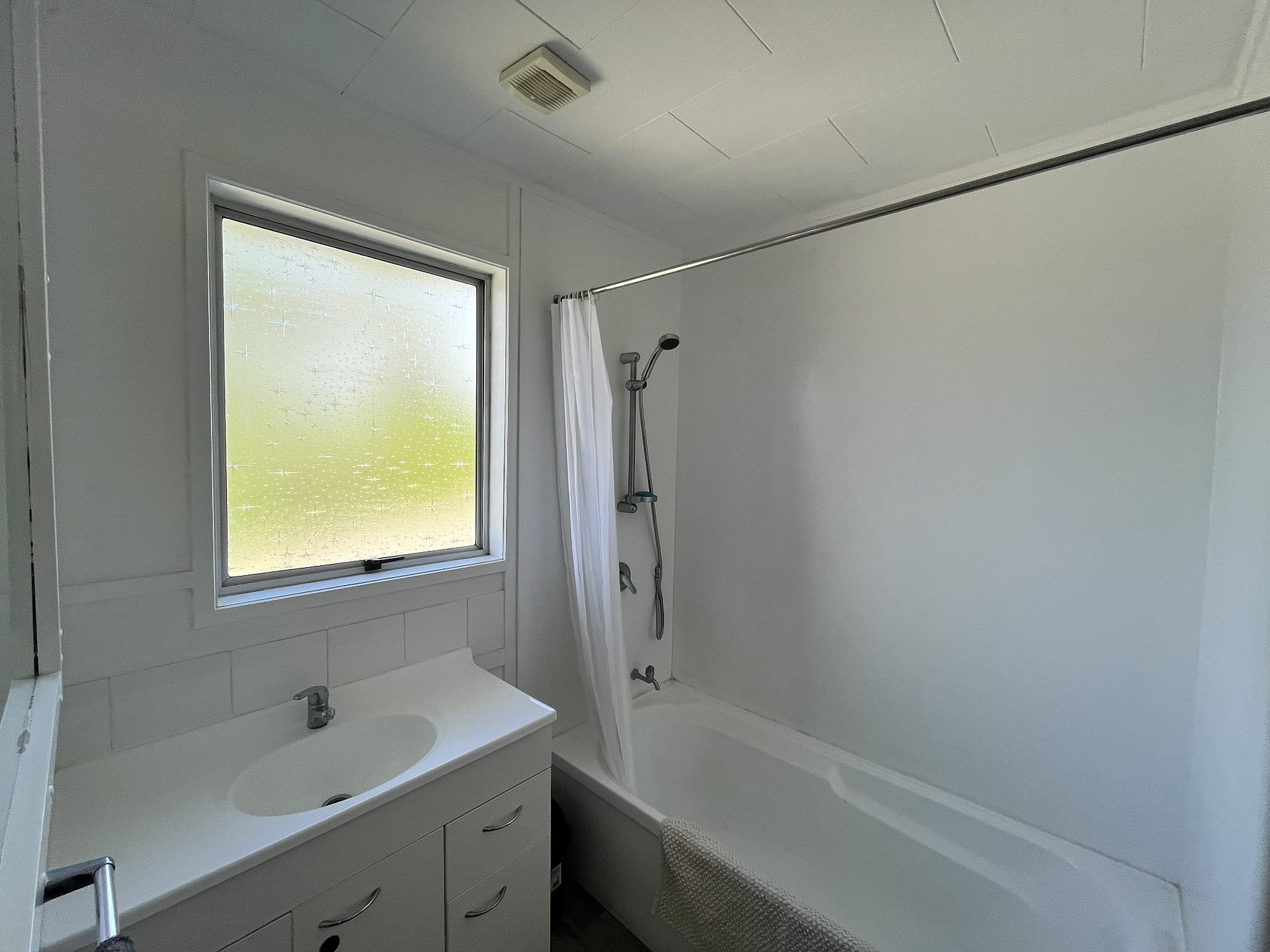 Glen Eden, 3 bedrooms