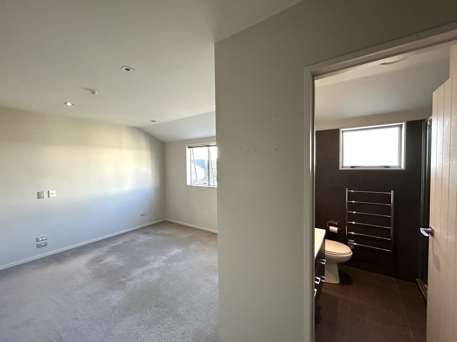 Albany, 4 bedrooms — photo 9