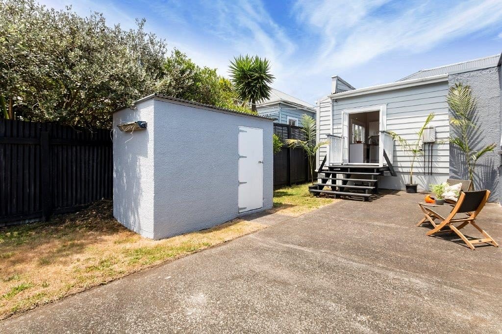 Mount Eden, 4 bedrooms