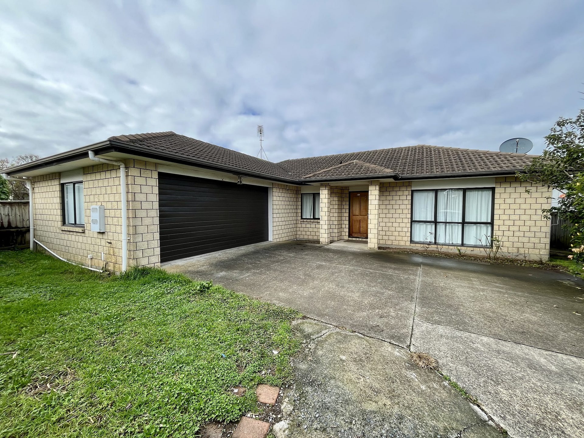 Papatoetoe, 4 bedrooms