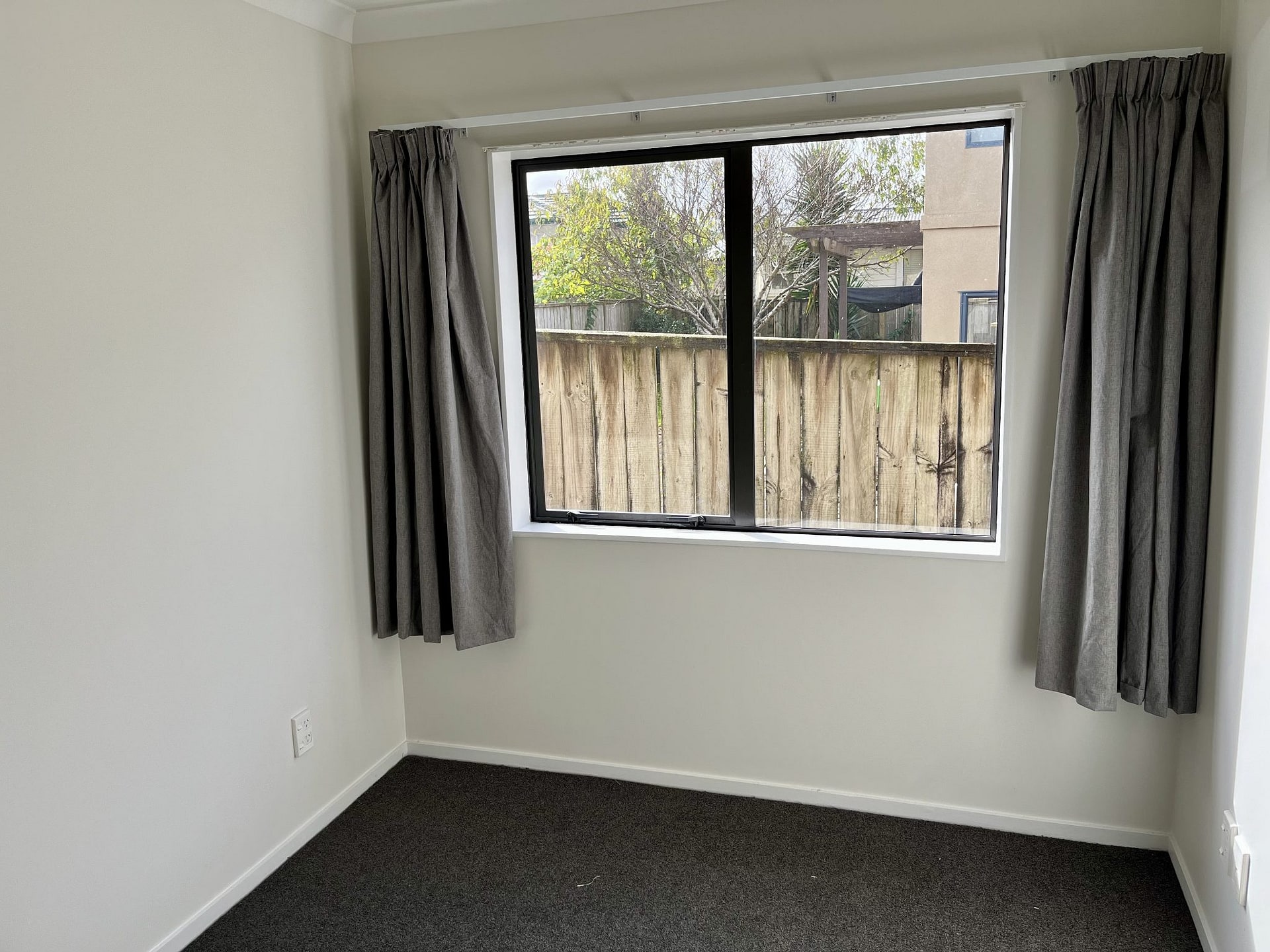 Papatoetoe, 4 bedrooms — photo 16