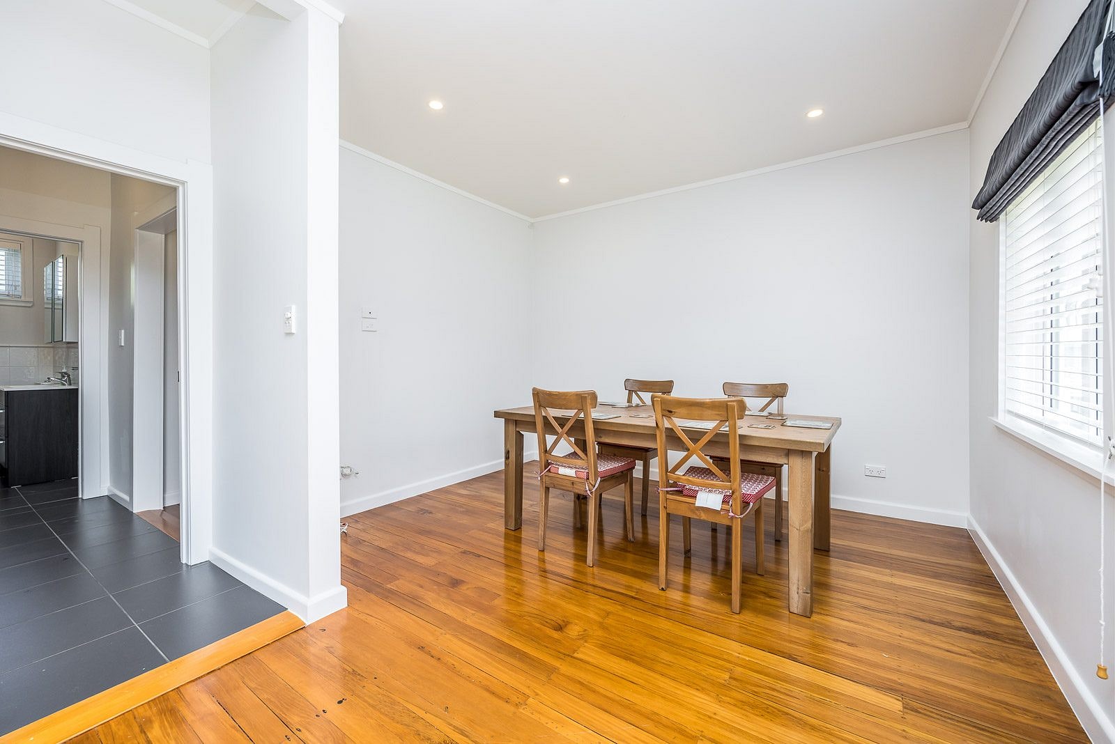 Point Chevalier, 3 bedrooms