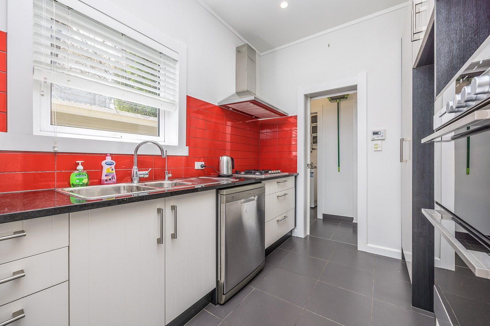 Point Chevalier, 3 bedrooms — photo 9