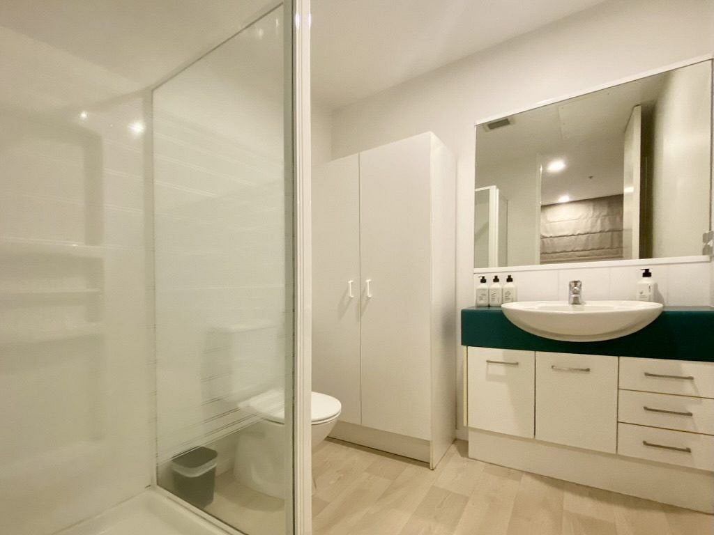 City Centre, 2 bedrooms — photo 9